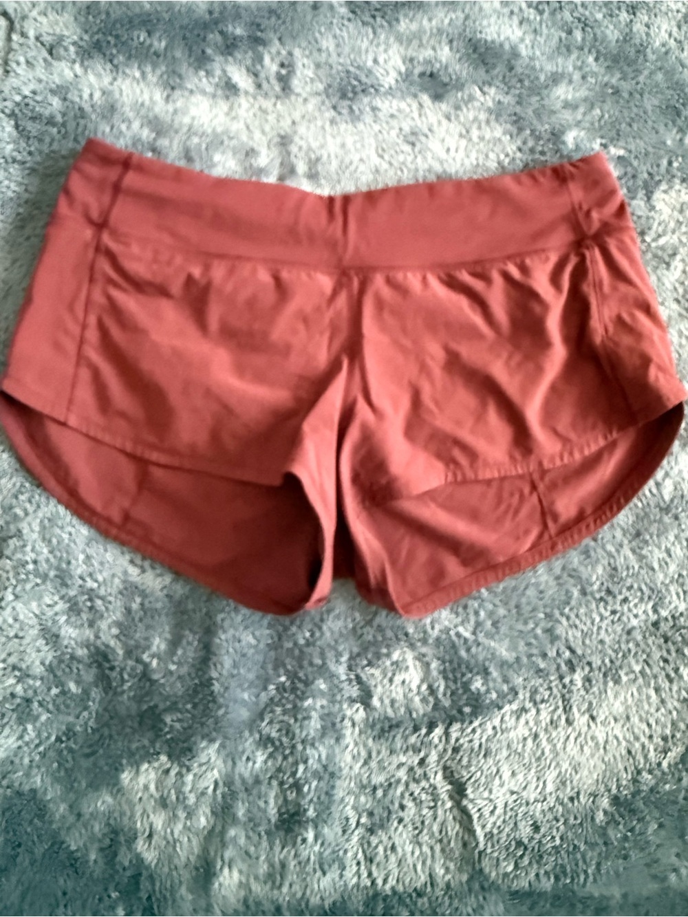 lululemon athletica Speed Up Short in Burgundy